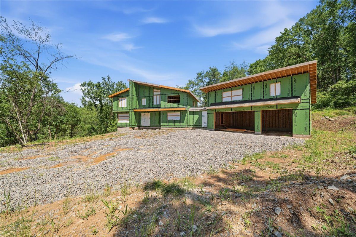 2323 Mcdevitt Road