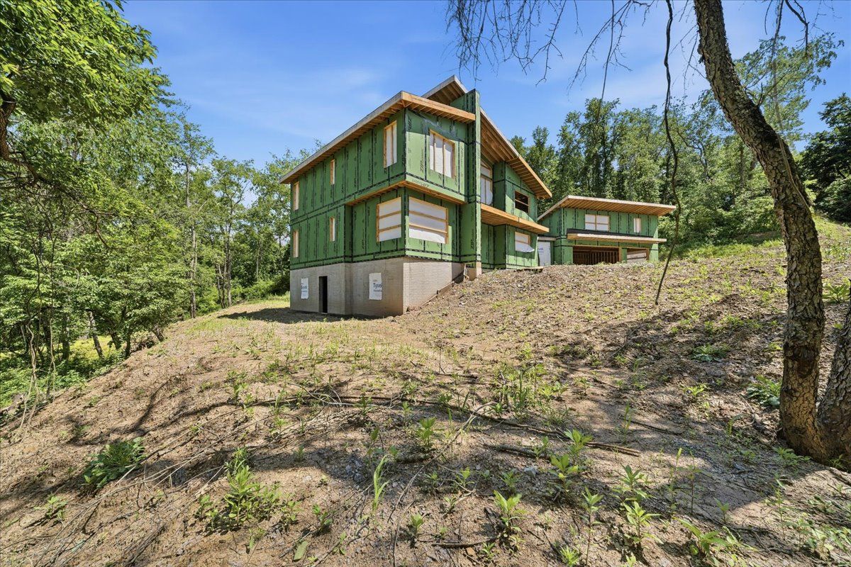 2323 Mcdevitt Road