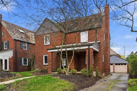 130 Yorkshire Dr Point Breeze PA 15208