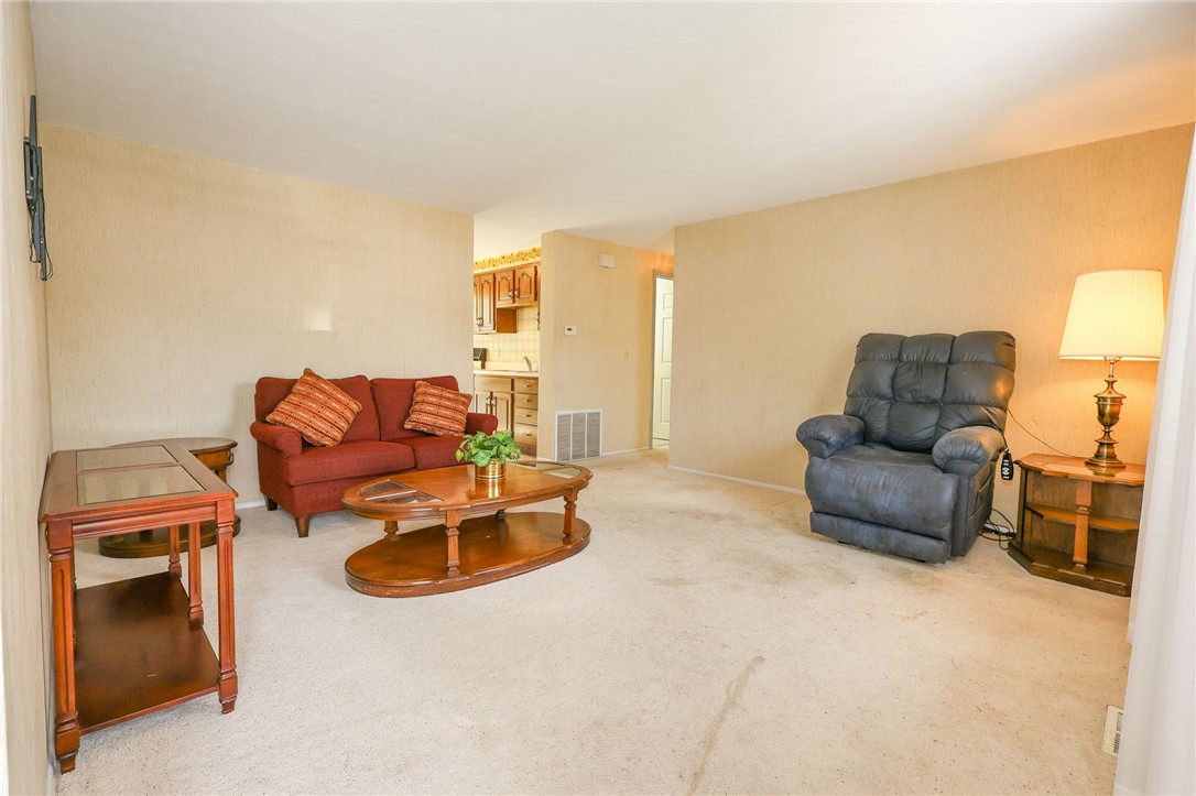 105 Fox Run Rd