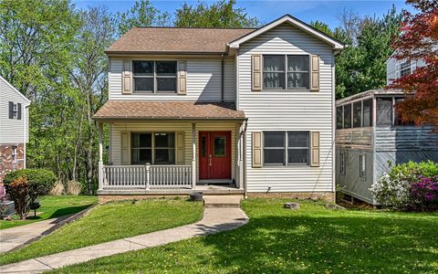 Photo of 516 Lincoln Ave, Pittsburgh, PA 15237 (MLS # 1751226)