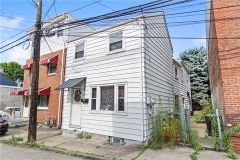 Townhouse For Sale - 27 Uxor Way<br/> South Side, PA 15203