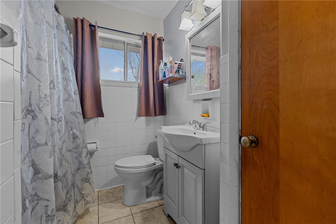 1034 Woodlawn Dr, Coraopolis, Pennsylvania image 8