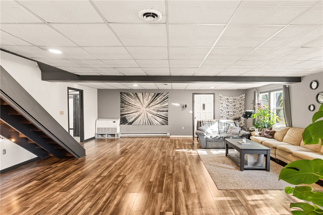 Milford Twp, Pennsylvania 15501, United States, 3 Bedrooms Bedrooms, ,2 BathroomsBathrooms,Residential,Active,227098