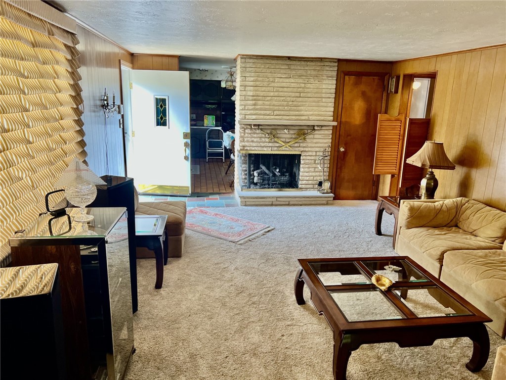 252 Lawnwood Ave