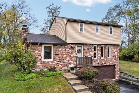5895 GLEN HILL DRIVE Bethel Park PA 15102