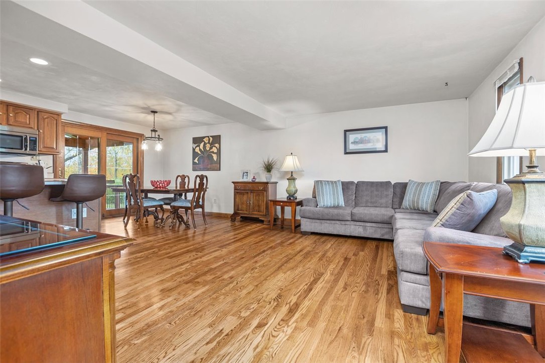 5895 GLEN HILL DRIVE