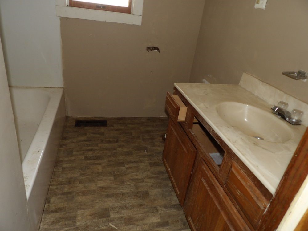 32 Grant St St, Fredonia, Pennsylvania image 4