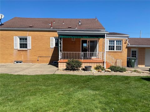 Photo of 4706 Brownsville Rd, Pittsburgh, PA 15236 (MLS # 1748041)