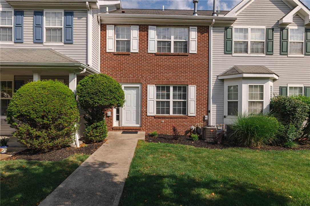222 Castle Creek Dr