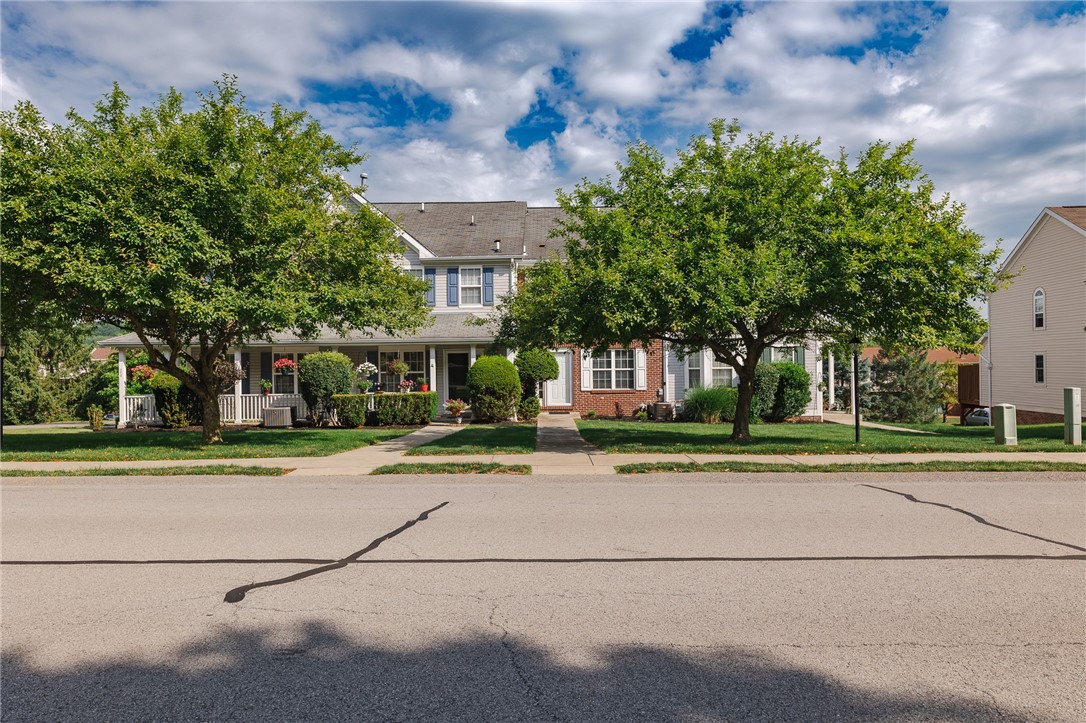 222 Castle Creek Dr