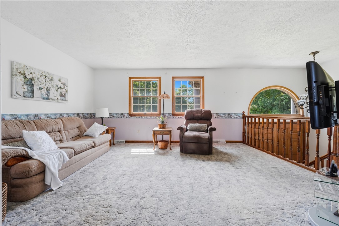 4453 Harlansburg Rd