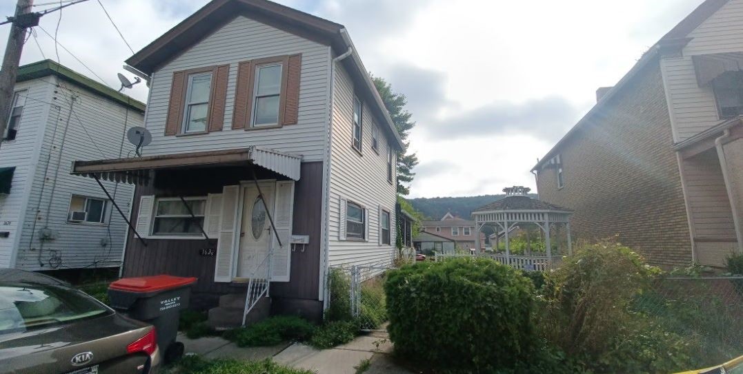 1622 4th Ave Ave, Beaver Falls, Pennsylvania image 1