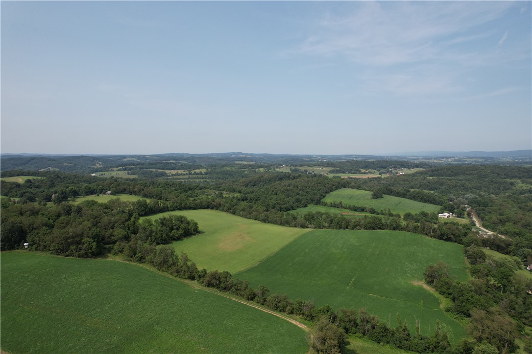 213 Turnpike Road