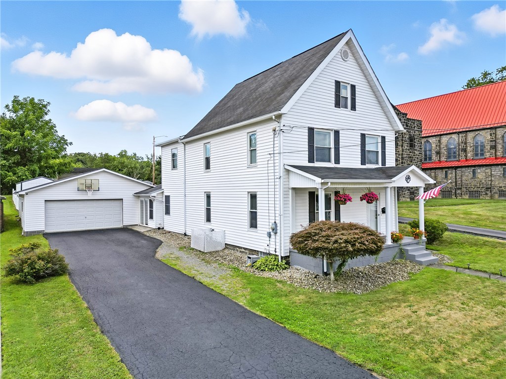 519 W Ridge Ave