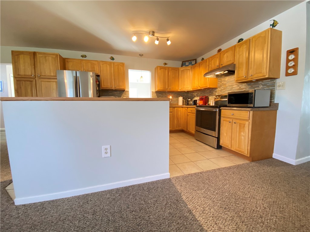 Shenango-Cra, Pennsylvania 16134, United States, 3 Bedrooms Bedrooms, ,2 BathroomsBathrooms,Residential,Contingent,124331