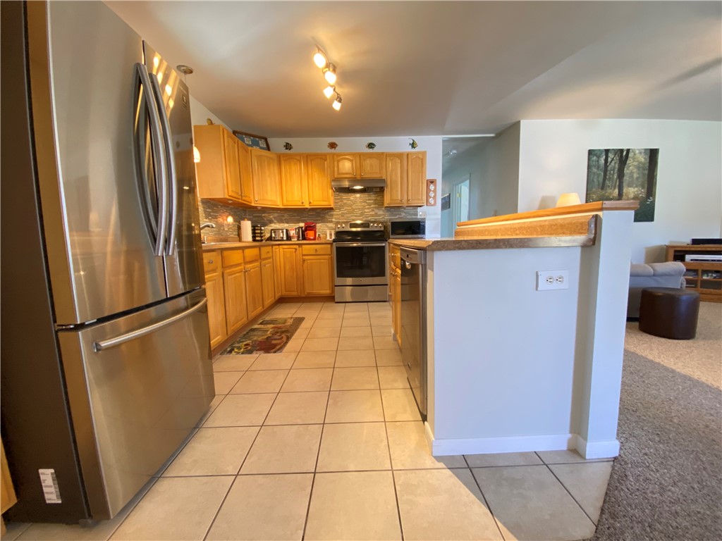 Shenango-Cra, Pennsylvania 16134, United States, 3 Bedrooms Bedrooms, ,2 BathroomsBathrooms,Residential,Contingent,124331