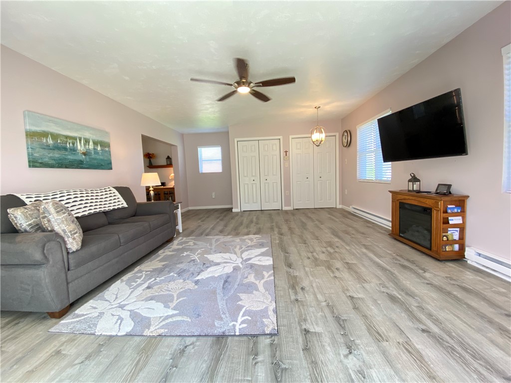 Shenango-Cra, Pennsylvania 16134, United States, 3 Bedrooms Bedrooms, ,2 BathroomsBathrooms,Residential,Contingent,124331