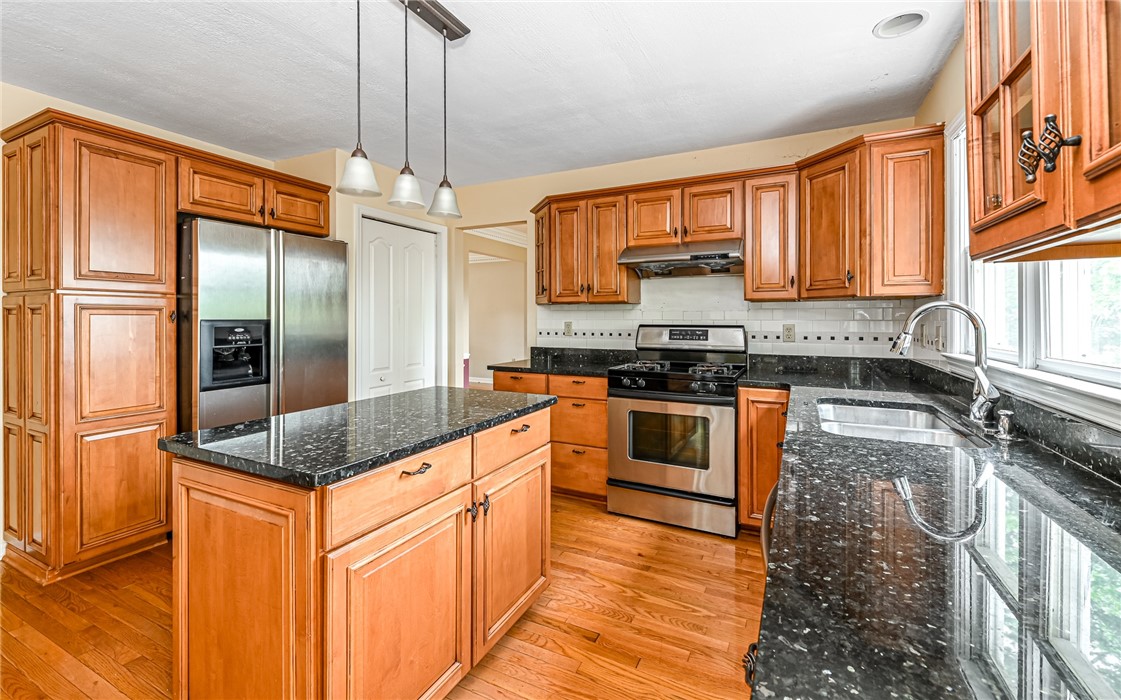 302 Ridgeway Drive