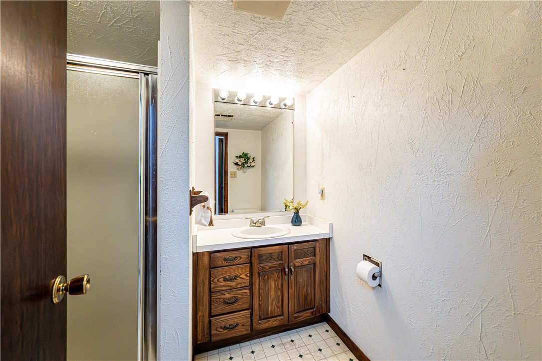 Derry Twp, Pennsylvania 15627, United States, 3 Bedrooms Bedrooms, ,2 BathroomsBathrooms,Residential,Pending,132838