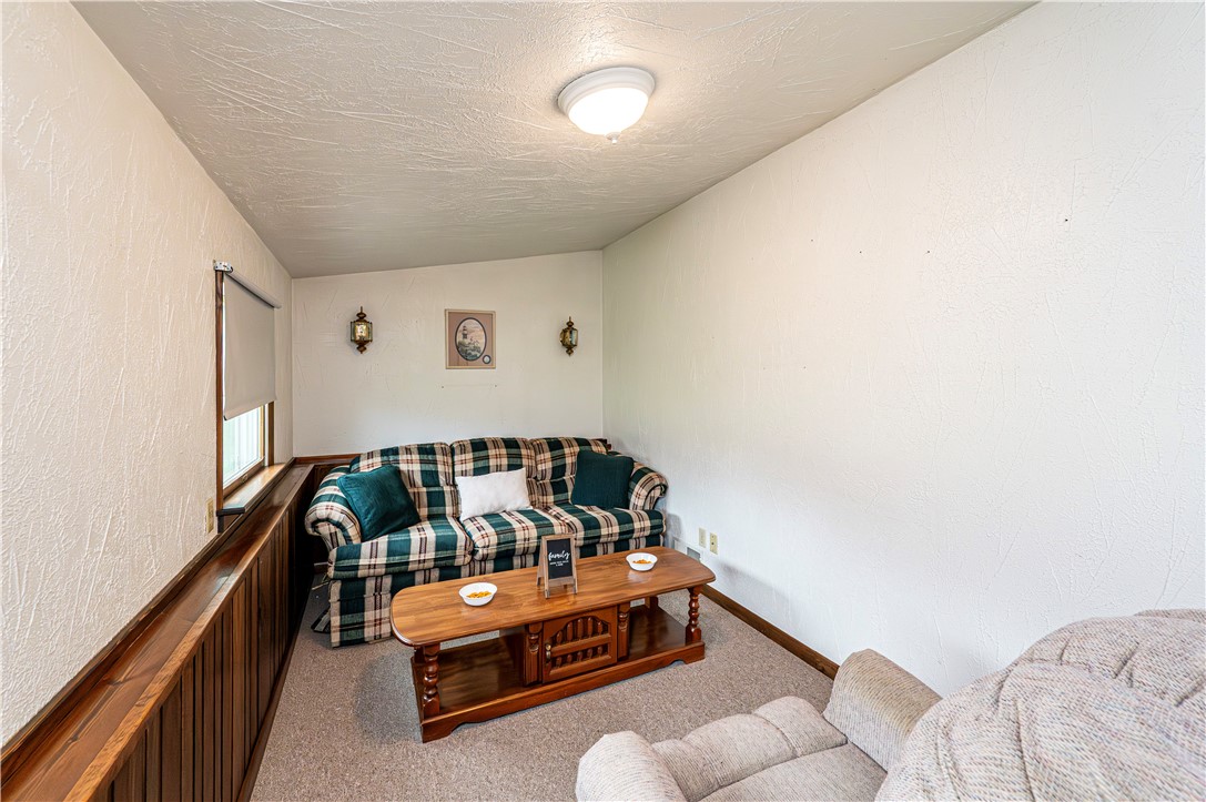 Derry Twp, Pennsylvania 15627, United States, 3 Bedrooms Bedrooms, ,2 BathroomsBathrooms,Residential,Pending,132838