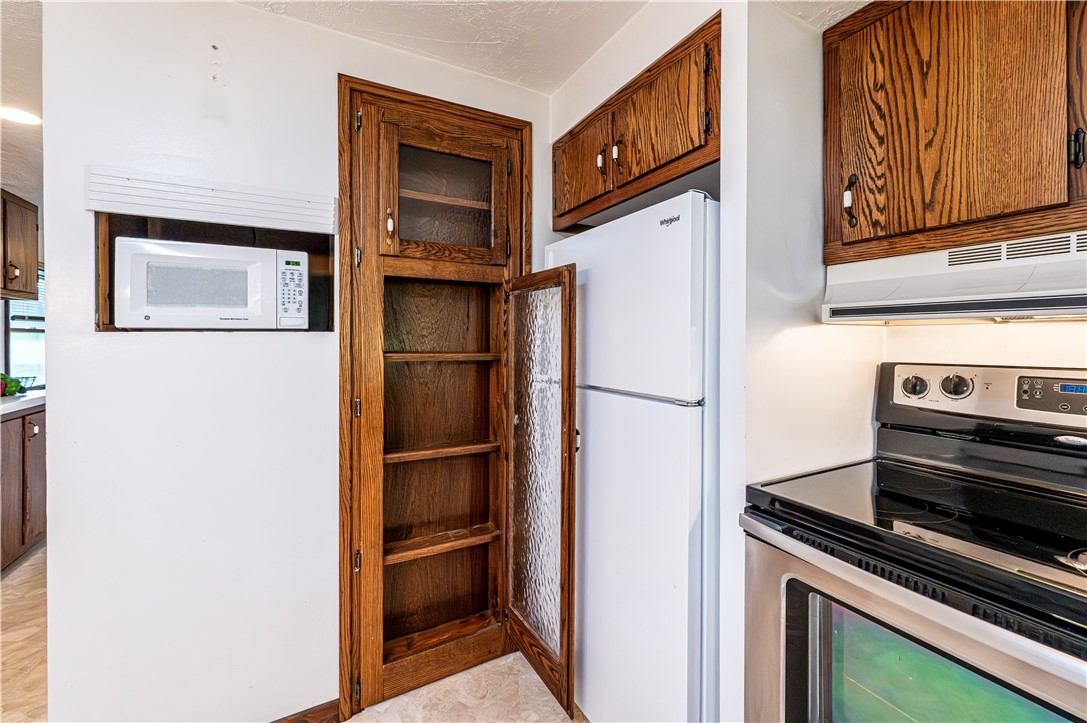 Derry Twp, Pennsylvania 15627, United States, 3 Bedrooms Bedrooms, ,2 BathroomsBathrooms,Residential,Pending,132838