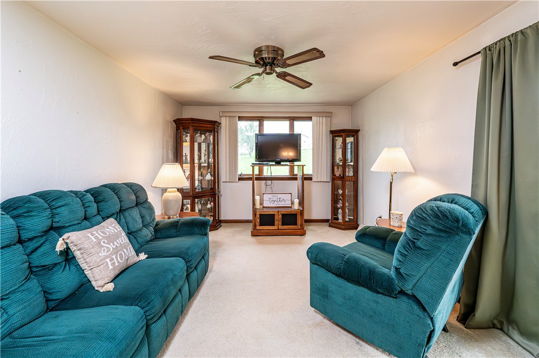 Derry Twp, Pennsylvania 15627, United States, 3 Bedrooms Bedrooms, ,2 BathroomsBathrooms,Residential,Pending,132838