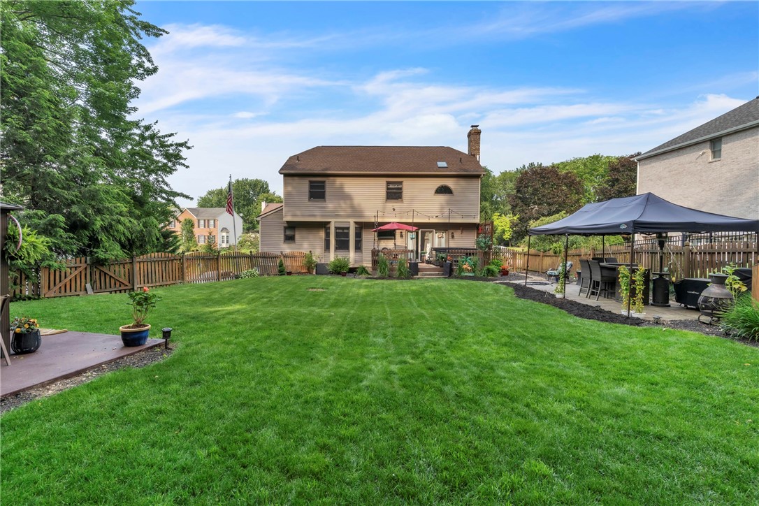 Cranberry Twp, Pennsylvania 16066, United States, 4 Bedrooms Bedrooms, ,3 BathroomsBathrooms,Residential,Pending,180184