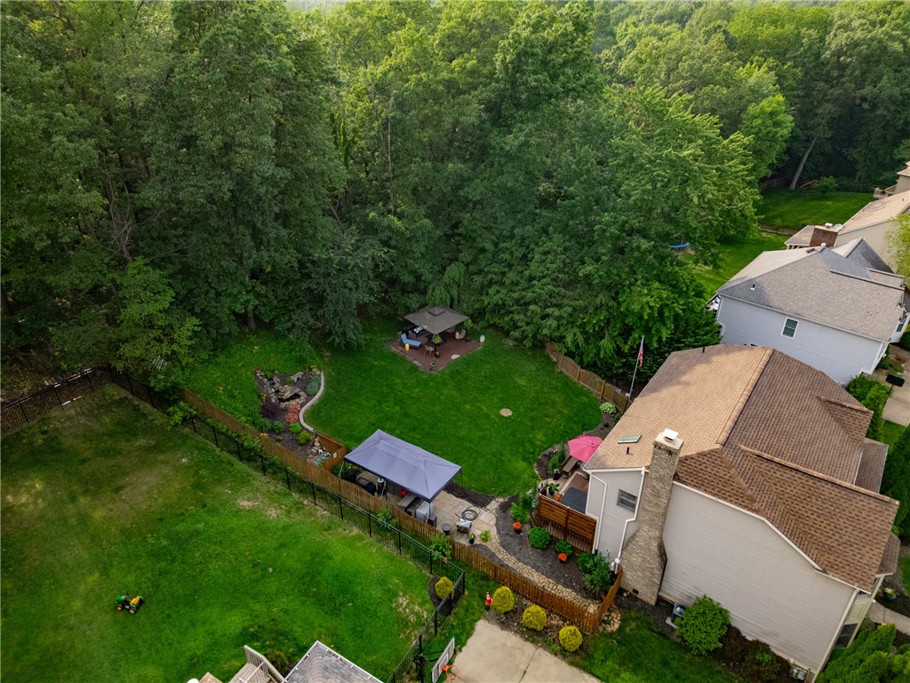 Cranberry Twp, Pennsylvania 16066, United States, 4 Bedrooms Bedrooms, ,3 BathroomsBathrooms,Residential,Pending,180184