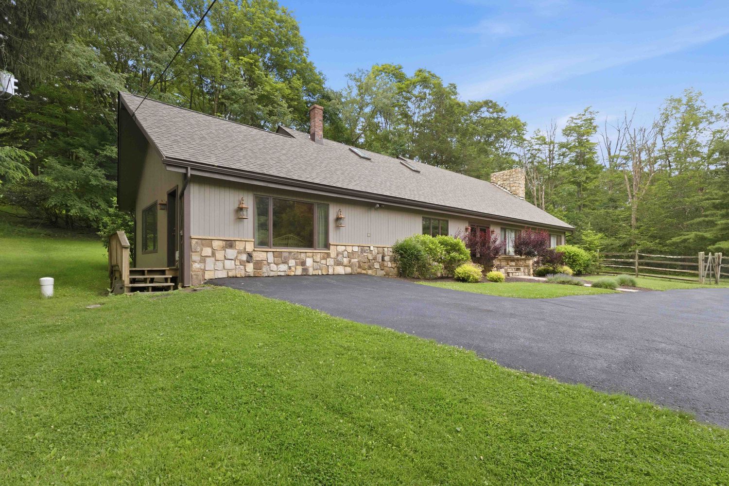 129 Chestnut Hill Lane