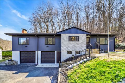 Photo of 757 Old Narrows Run Rd, Coraopolis, PA 15108 (MLS # 1748085)