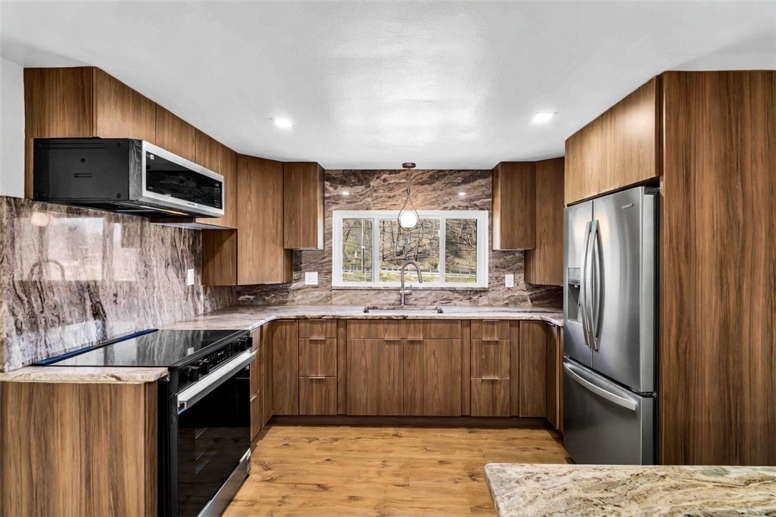 757 Old Narrows Run Rd