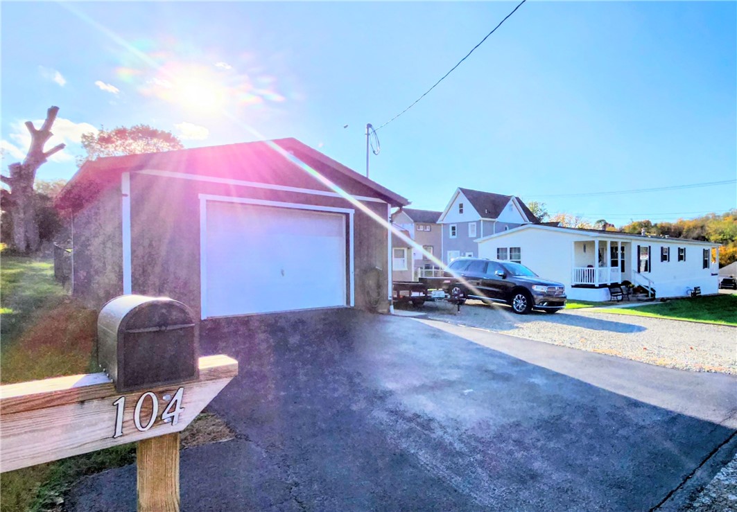 Derry Boro, Pennsylvania 15627, United States, 3 Bedrooms Bedrooms, ,2 BathroomsBathrooms,Residential,Active,231827