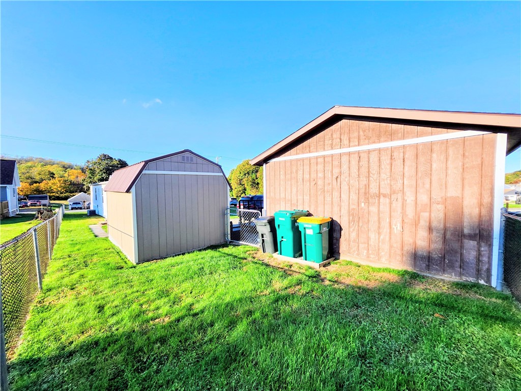 Derry Boro, Pennsylvania 15627, United States, 3 Bedrooms Bedrooms, ,2 BathroomsBathrooms,Residential,Active,231827