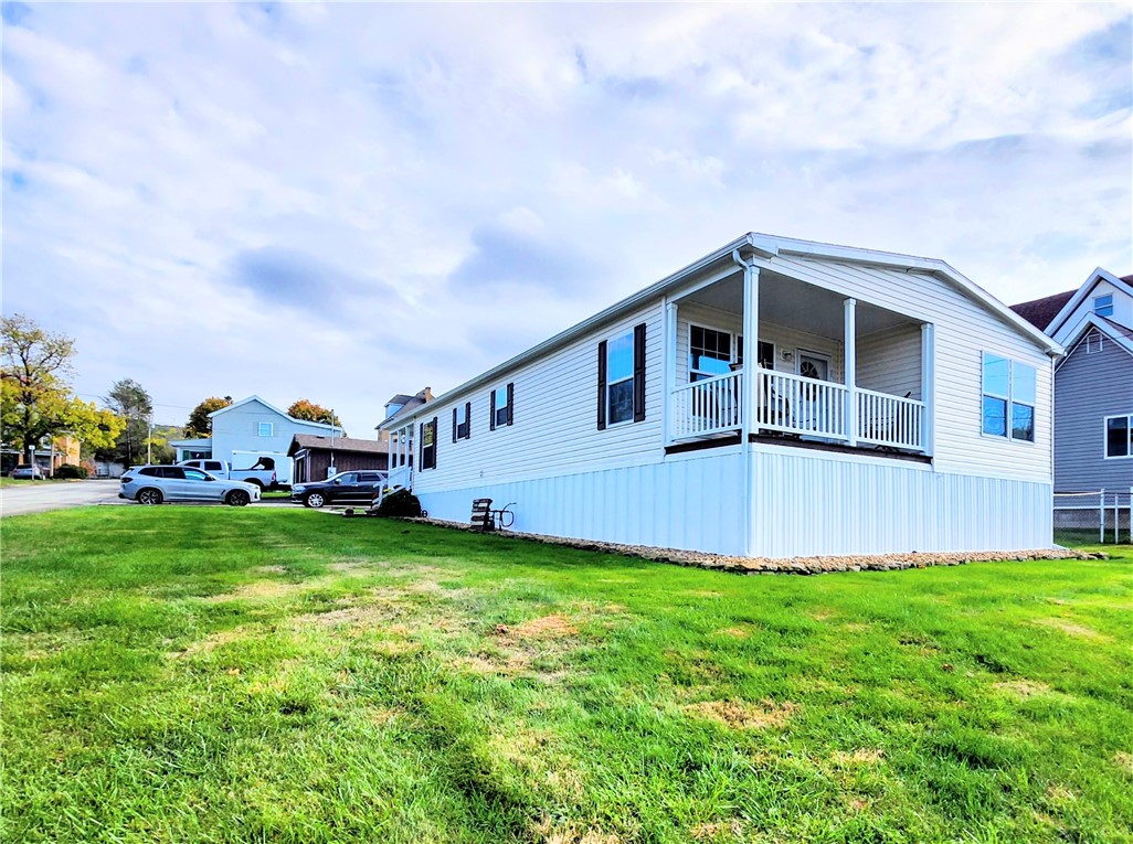 Derry Boro, Pennsylvania 15627, United States, 3 Bedrooms Bedrooms, ,2 BathroomsBathrooms,Residential,Active,231827