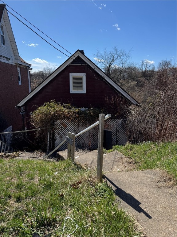 204 Waddell Ave, Clairton, Pennsylvania image 1