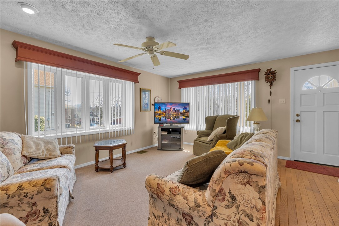 807 Kaye Ave Ave, Monaca, Pennsylvania image 4