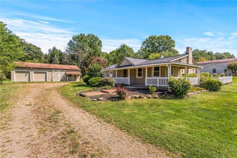 2734 Robertson Sharpsville PA 16150