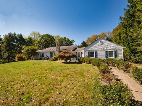9745 Lindsay McCandless PA 15237