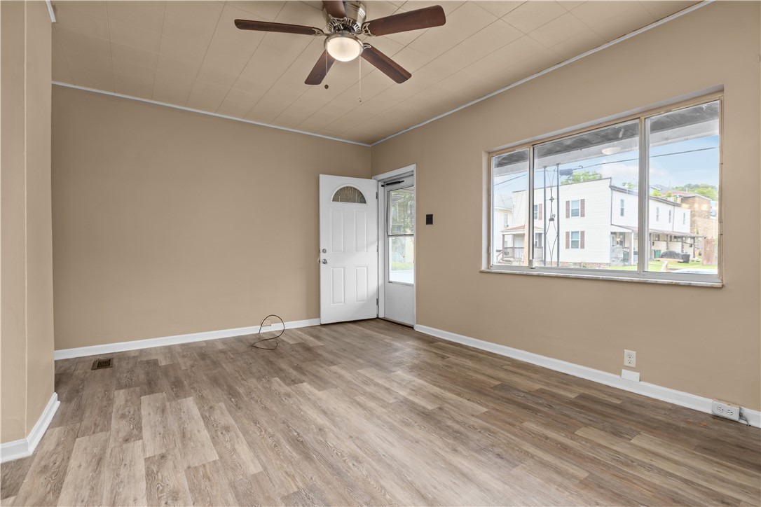 551 Glenwood Ave Ave, Ambridge, Pennsylvania image 5