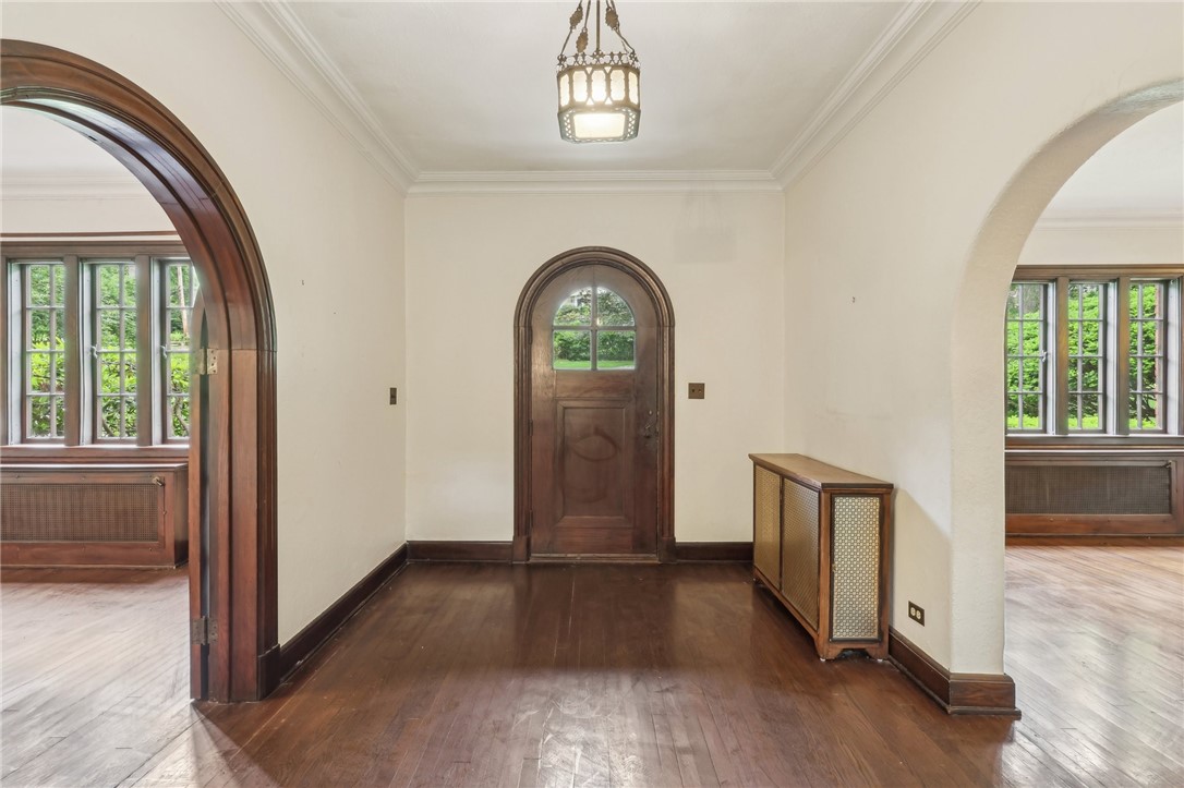 634 W Waldheim Rd
