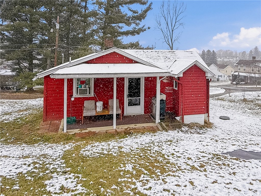 Photo 1 of 19 — 1513 Sycamore Ln, Mt Pleasant Twp, PA 15666