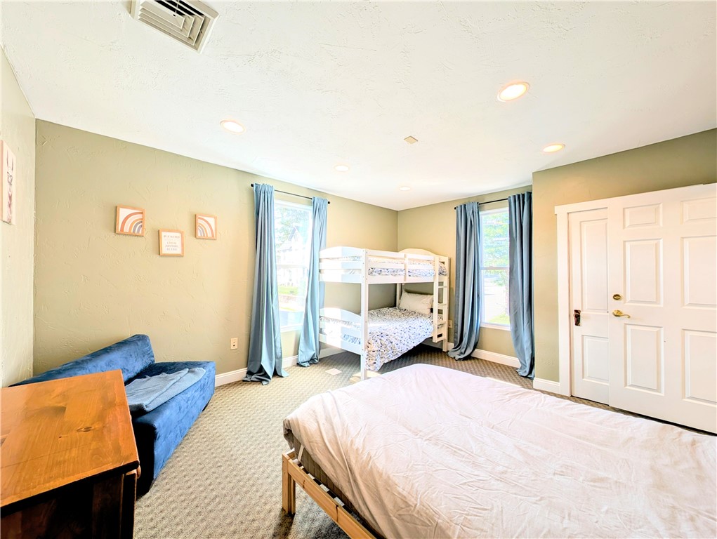 Ligonier Boro, Pennsylvania 15658, United States, ,Commercial,Active,181108