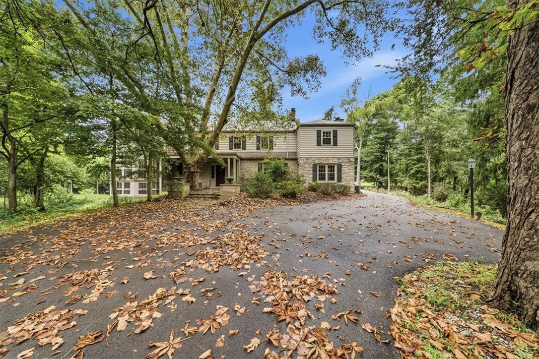 4448 Mount Royal Blvd