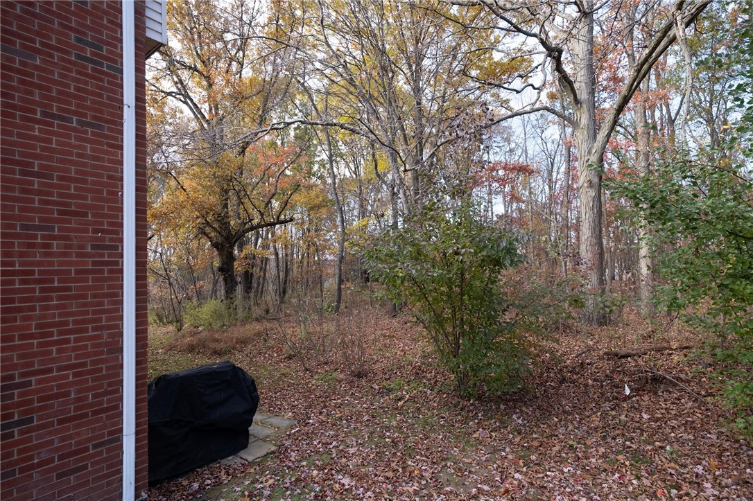 Cranberry Twp, Pennsylvania 16066, United States, 3 Bedrooms Bedrooms, ,2 BathroomsBathrooms,Residential,Active,247142