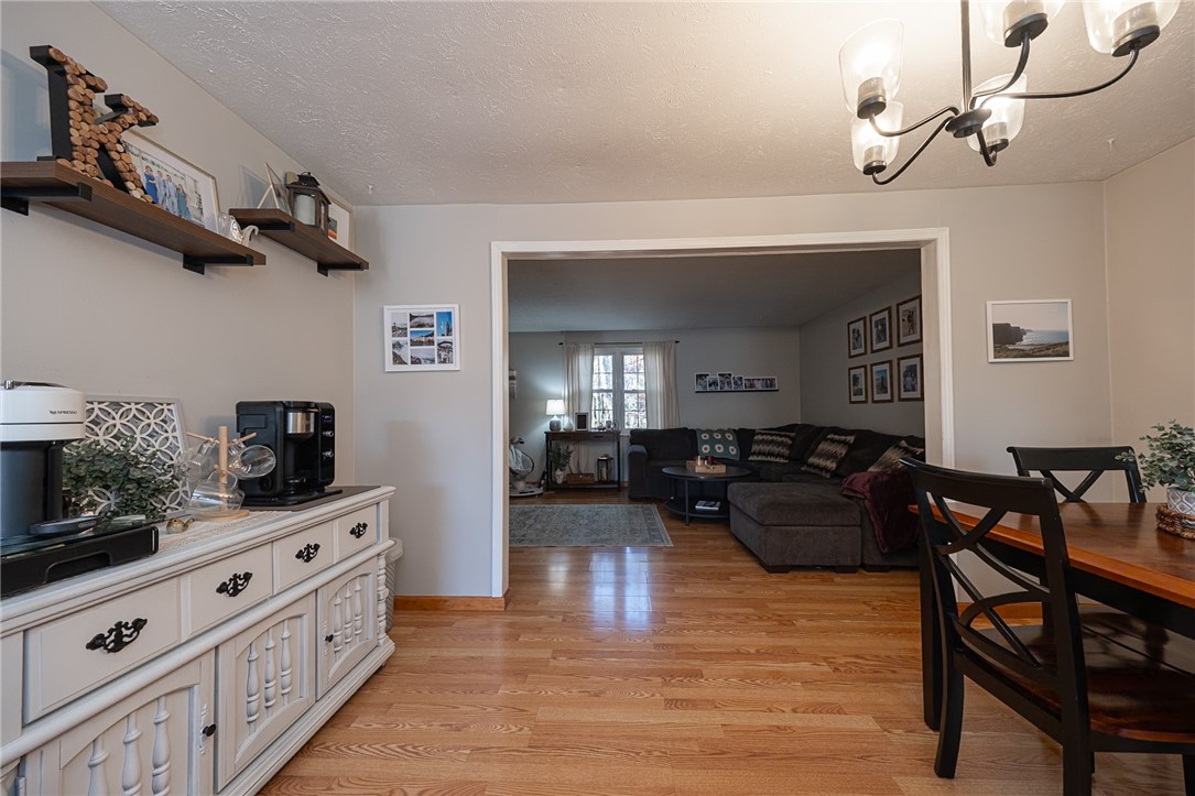 Cranberry Twp, Pennsylvania 16066, United States, 3 Bedrooms Bedrooms, ,2 BathroomsBathrooms,Residential,Active,247142