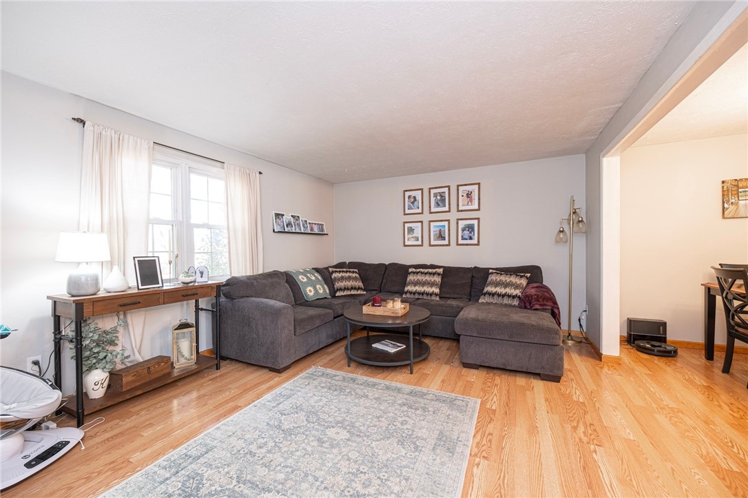 Cranberry Twp, Pennsylvania 16066, United States, 3 Bedrooms Bedrooms, ,2 BathroomsBathrooms,Residential,Active,247142