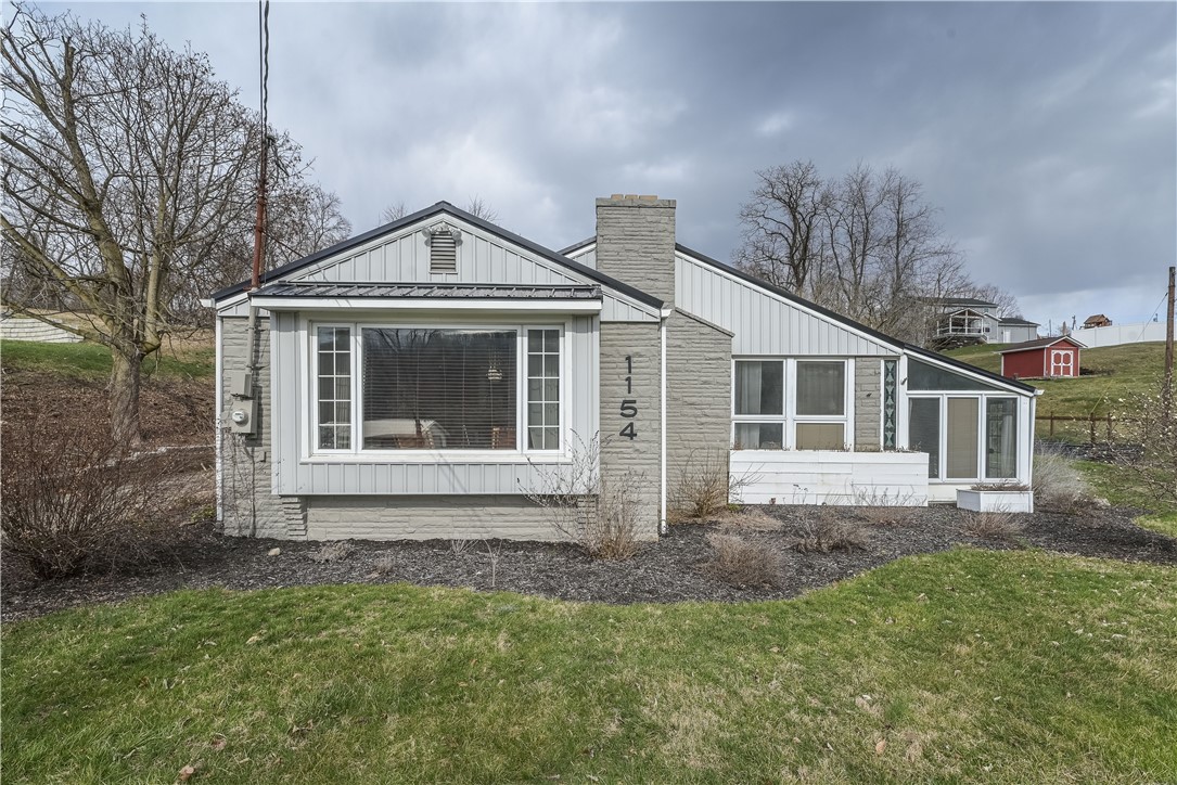 1154 1st St St, Canonsburg, Pennsylvania image 1