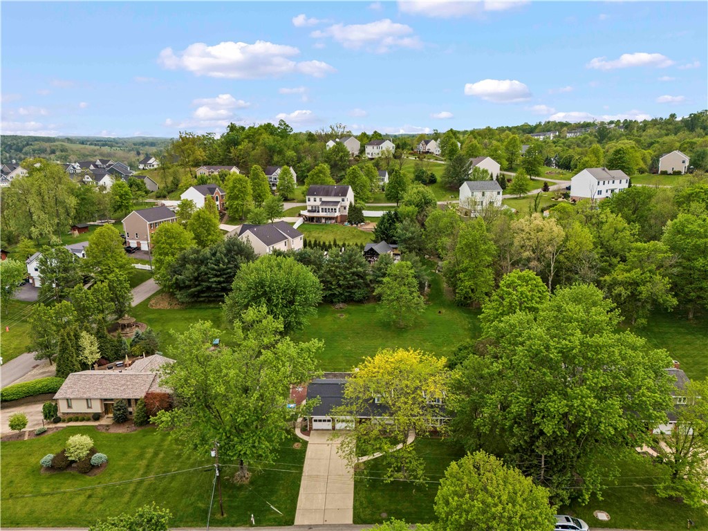 103 Sweetbriar Dr