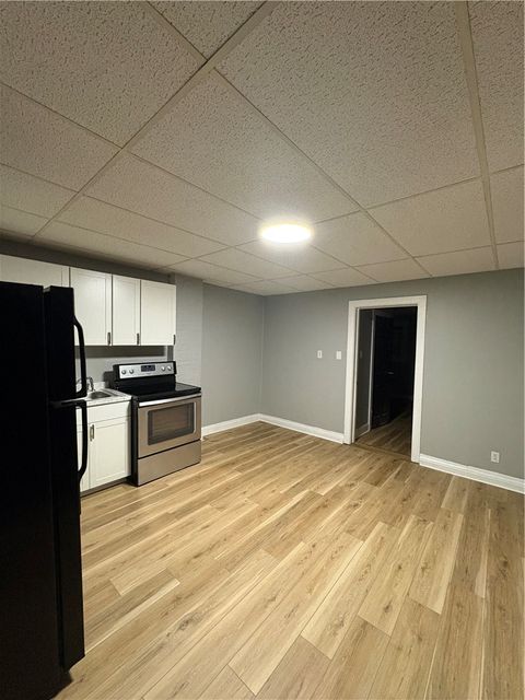 Photo of 1079 3rd Ave #4, New Kensington, PA 15068 (MLS # 1750076)